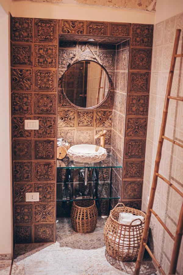 Amira 1899 Luxury Suite Galatina Exterior photo