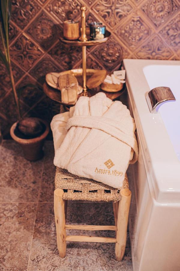 Amira 1899 Luxury Suite Galatina Exterior photo