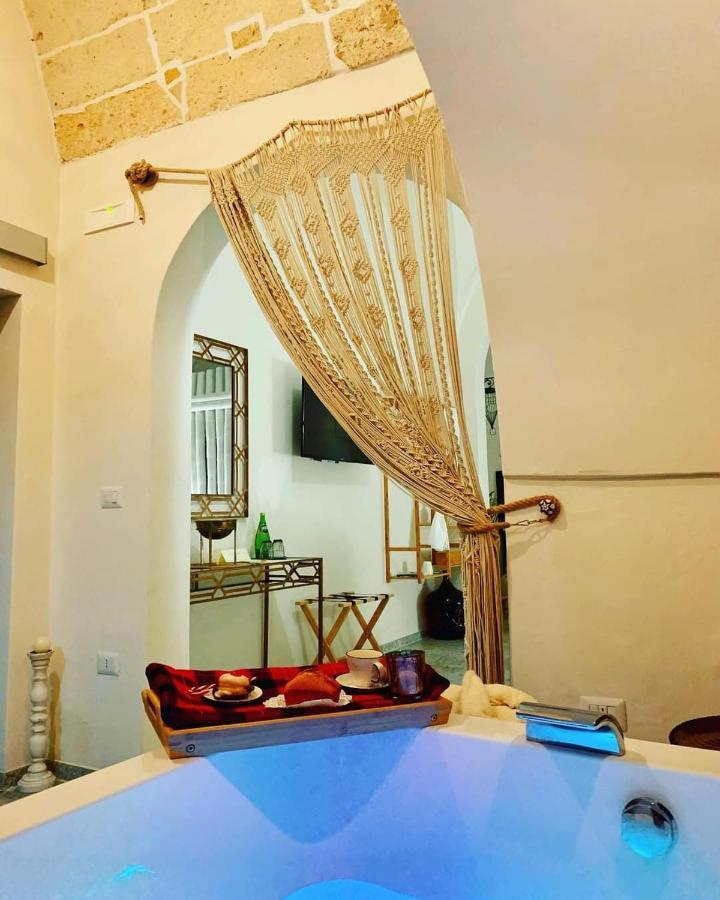 Amira 1899 Luxury Suite Galatina Exterior photo